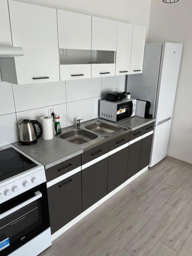 Sdh 1 Radzymin Comfortable Apartment Near Warsaw Exteriér fotografie