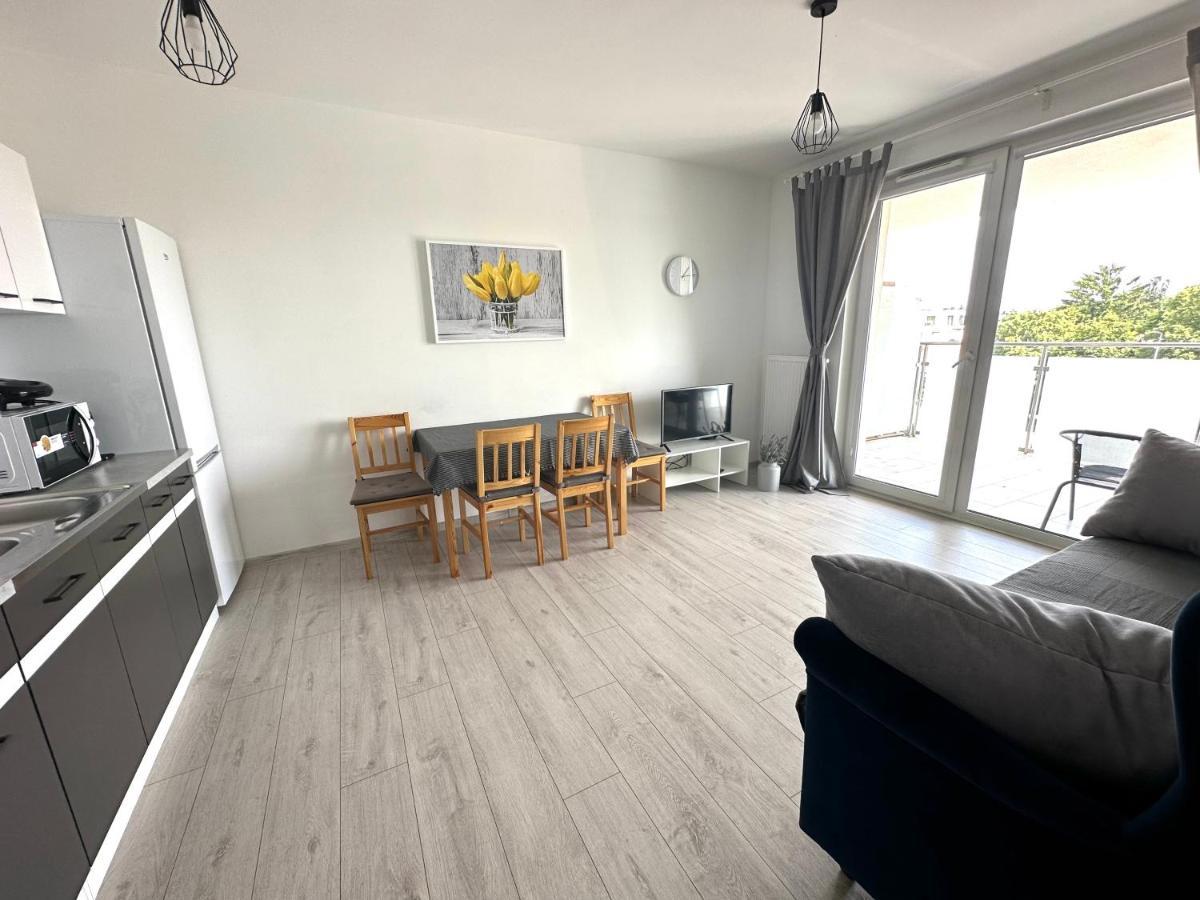 Sdh 1 Radzymin Comfortable Apartment Near Warsaw Exteriér fotografie